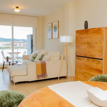 Xavi Apartment